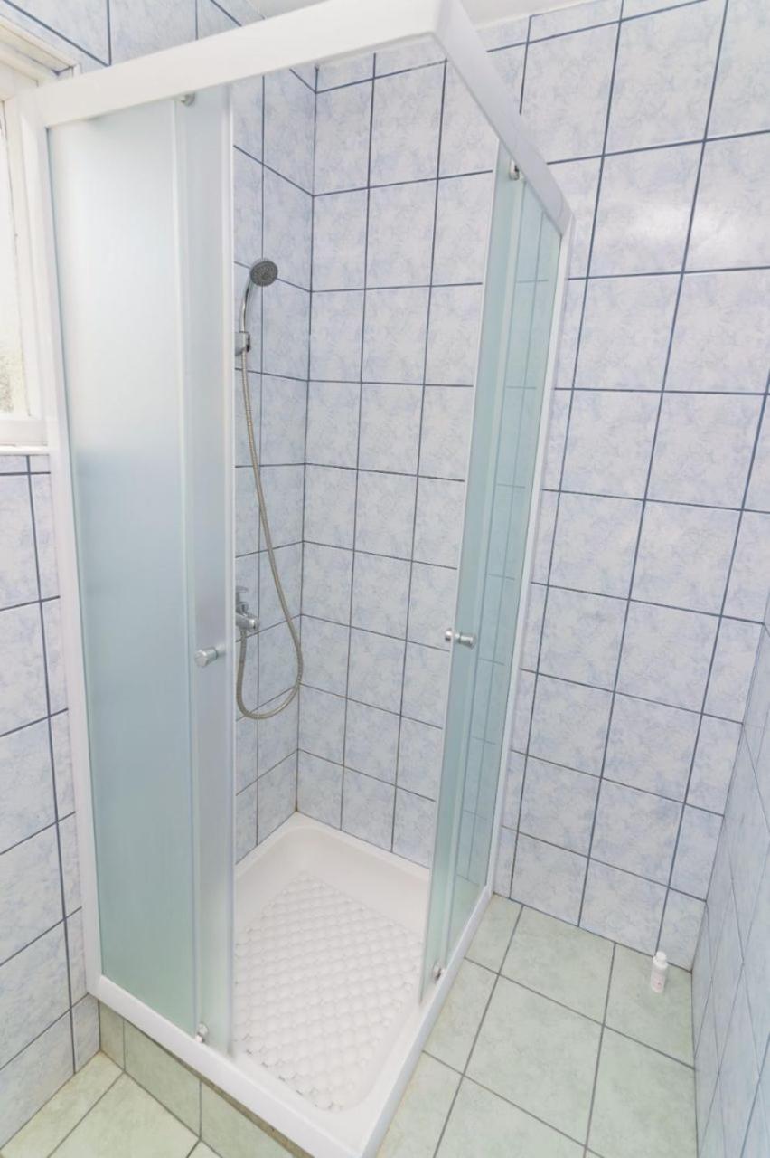 Apartments Ive - With Sea View Тисно Екстер'єр фото