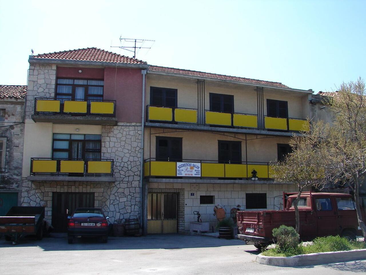 Apartments Ive - With Sea View Тисно Екстер'єр фото